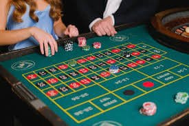 Tangkapan layar aplikasi mobile bona slot menampilkan antarmuka login dan daftar